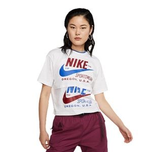 Nike Icon Clash Cropped T-Shirt